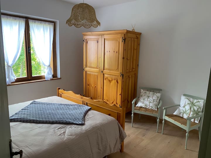 საწოლი 152 × 203 სმ