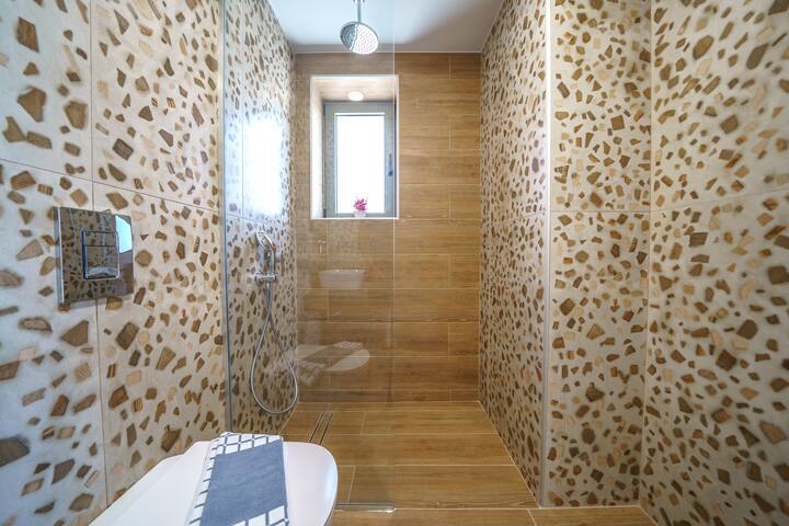 Luxury Villa Argo, private pool, Sea view, BBQ gallery image 5