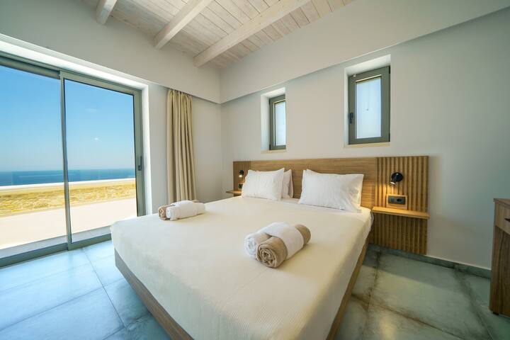 Luxury Villa Argo, private pool, Sea view, BBQ gallery image 4