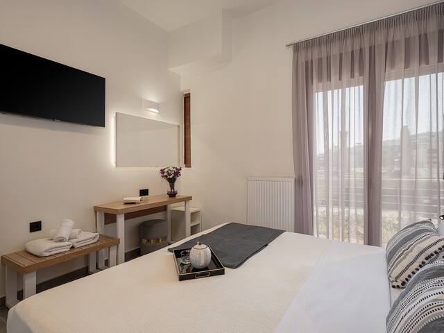 Elia Seaside Deluxe Apartment gallery image 5