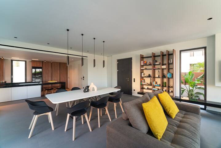 Sea View Villa with Heated Private Pool gallery image 3