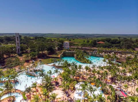 Olímpia up to 6 people Hot Beach suits