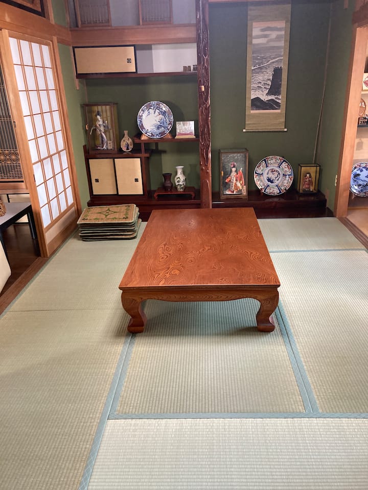 1er étage chambre de style japonais 6 tatamis　