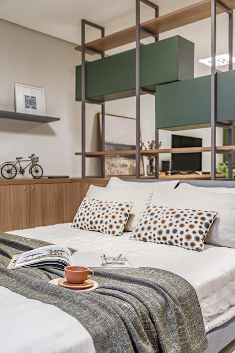 Top performing Airbnb: Studio 9 with Balcony_Annex Patio Milano in Centro