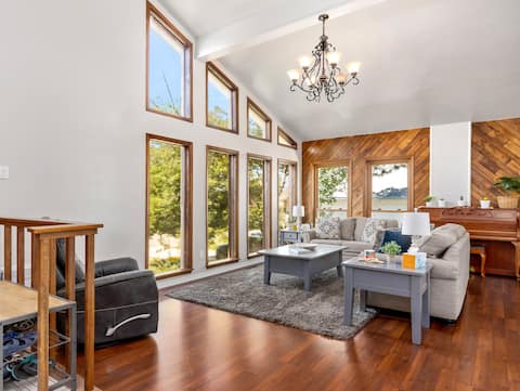 Successful Airbnb property: Stylish home in Pueblo in Pueblo
