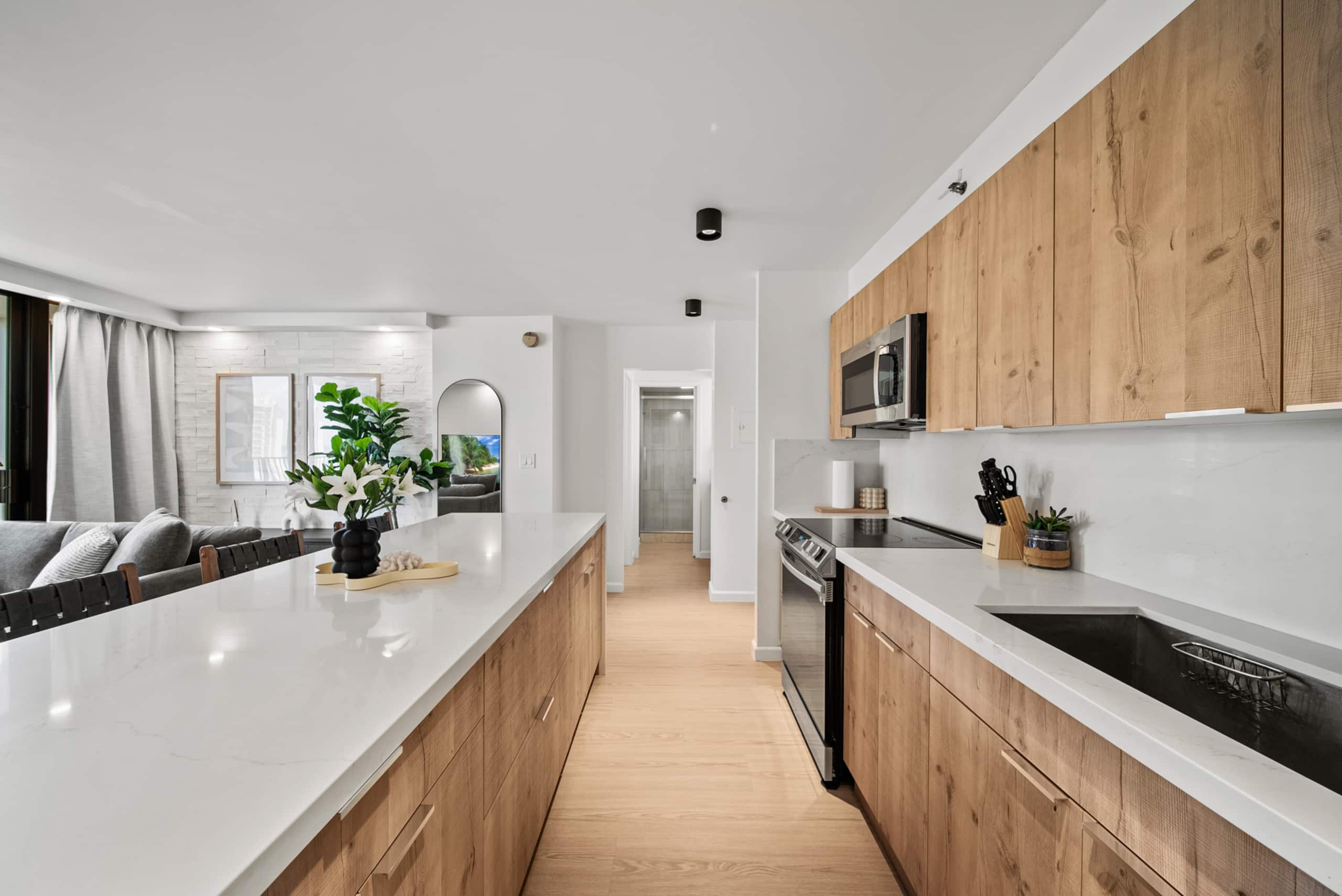 Boutique 1bdrm w/Free Parking - Image 7