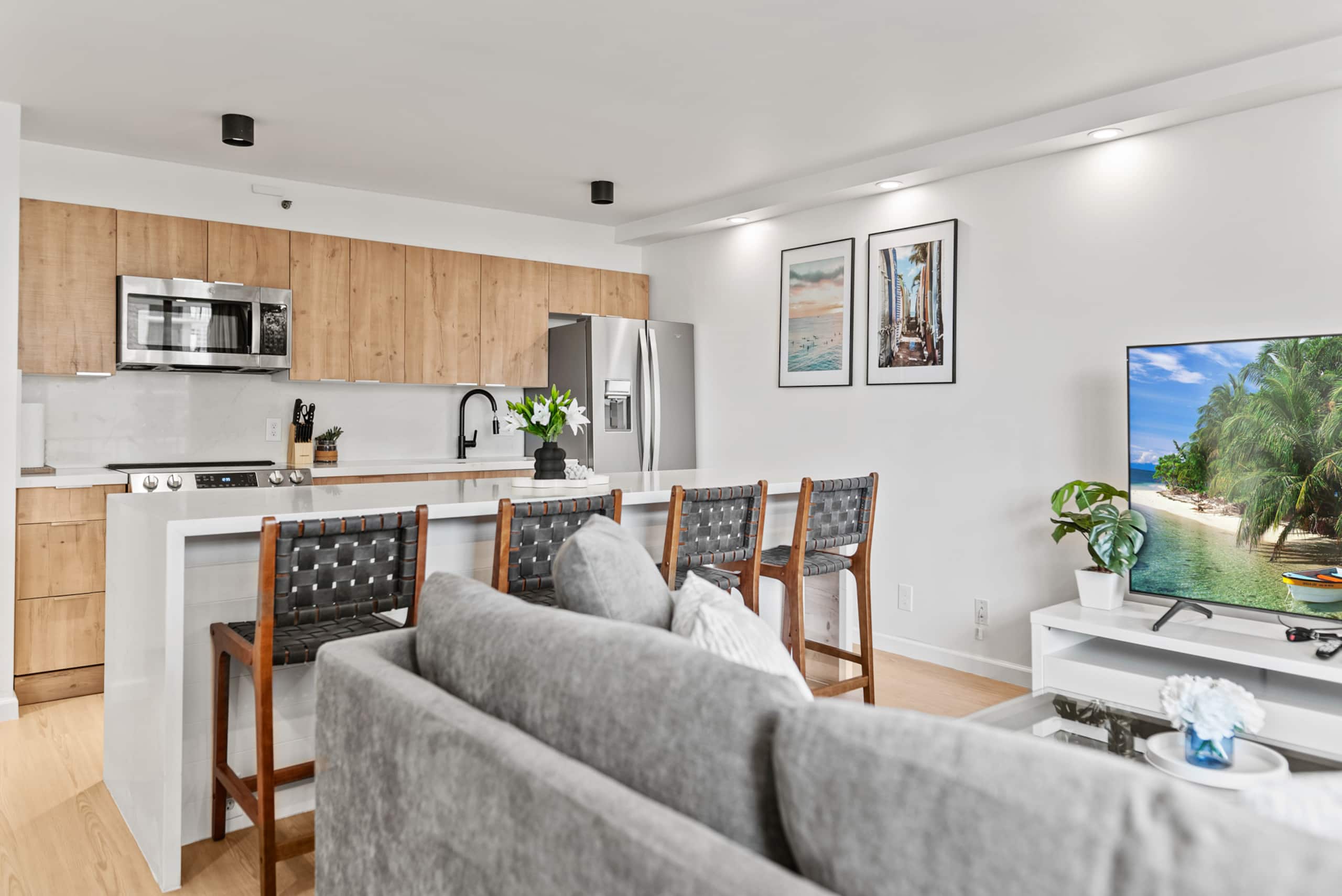 Boutique 1bdrm w/Free Parking - Image 8