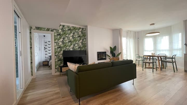 Penthouse, Terrace, Pool. Free Parking. Beach 3mn - Marbella