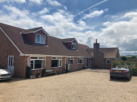 self contained annex, 4 double bedrooms