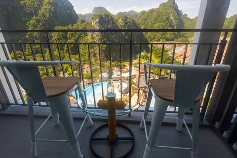 Happy Home Sunway Onsen hi-floor theme park view.