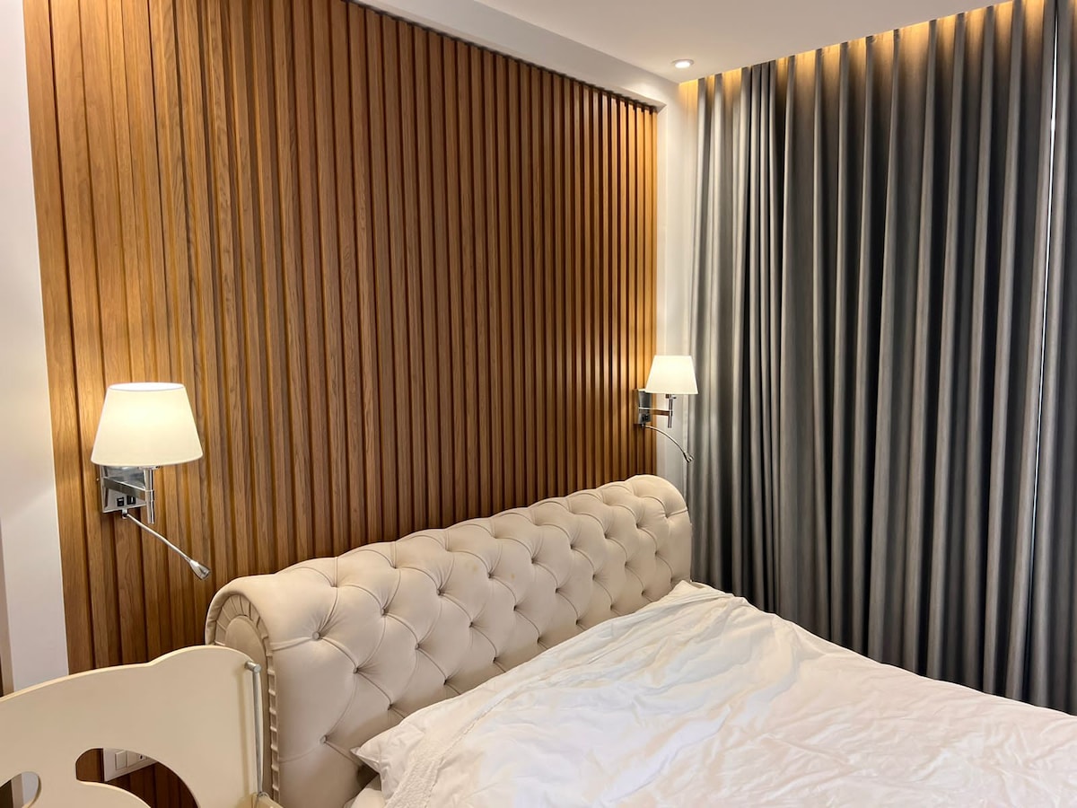 Listing 941142303492700367