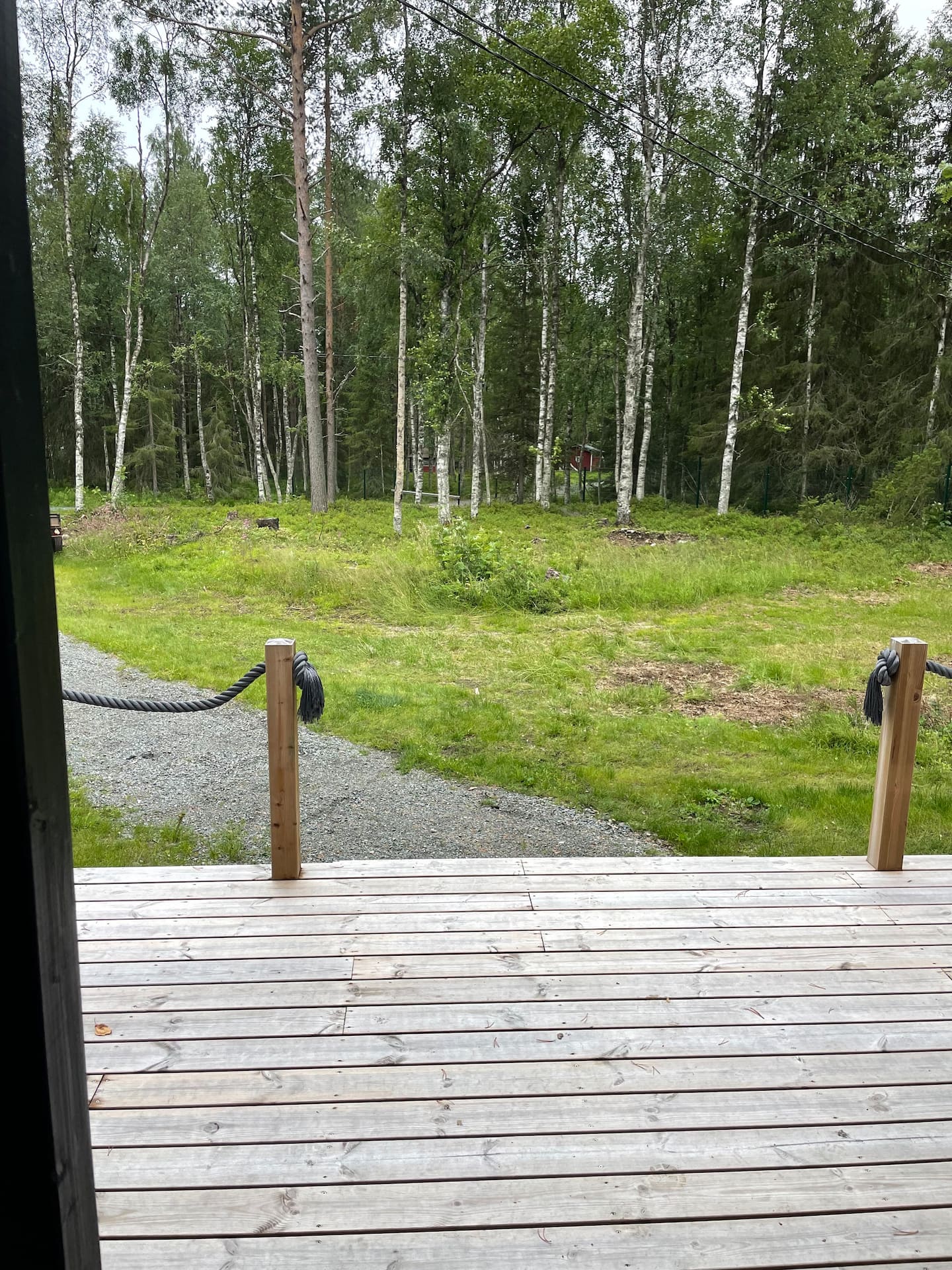 Viihtyisä Mökki Järven Rannalla 4