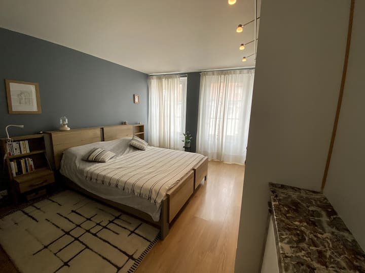 Საწოლი საძინებელში 160 x 200 სმ