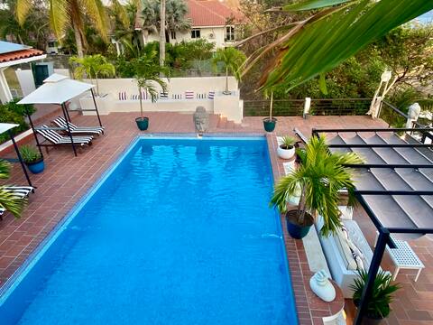 Oceanfront Private Residence w Private Chef & Pool