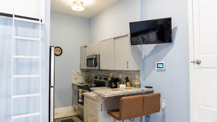 2 Beds Studio | Parking Free | Near Loandepot Park - Miami
