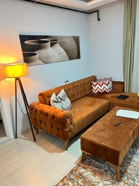 Excellent location ! Perfect location!