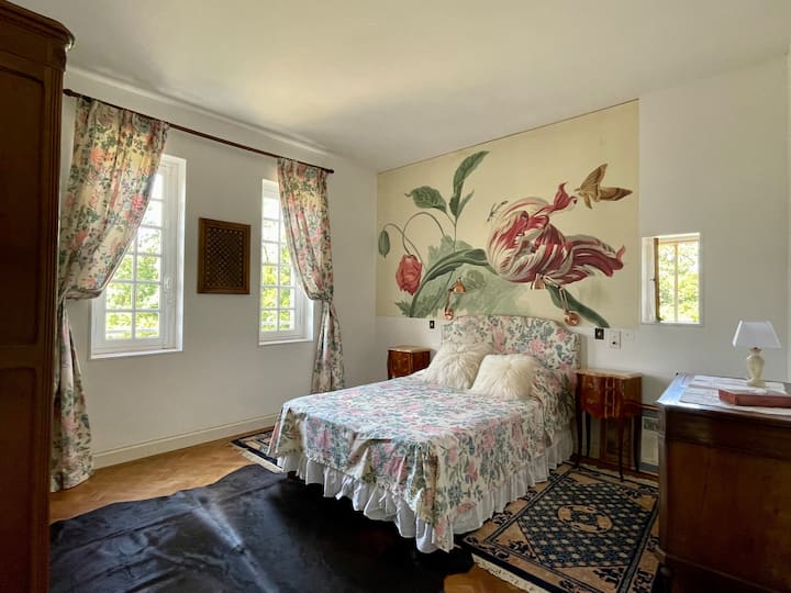 Spálňa 1 /výhľad na park 