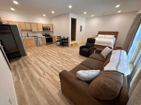 The Rustic Retreat