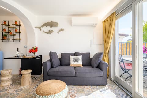 Successful Airbnb property: House with private pool near beach in Tortolì
