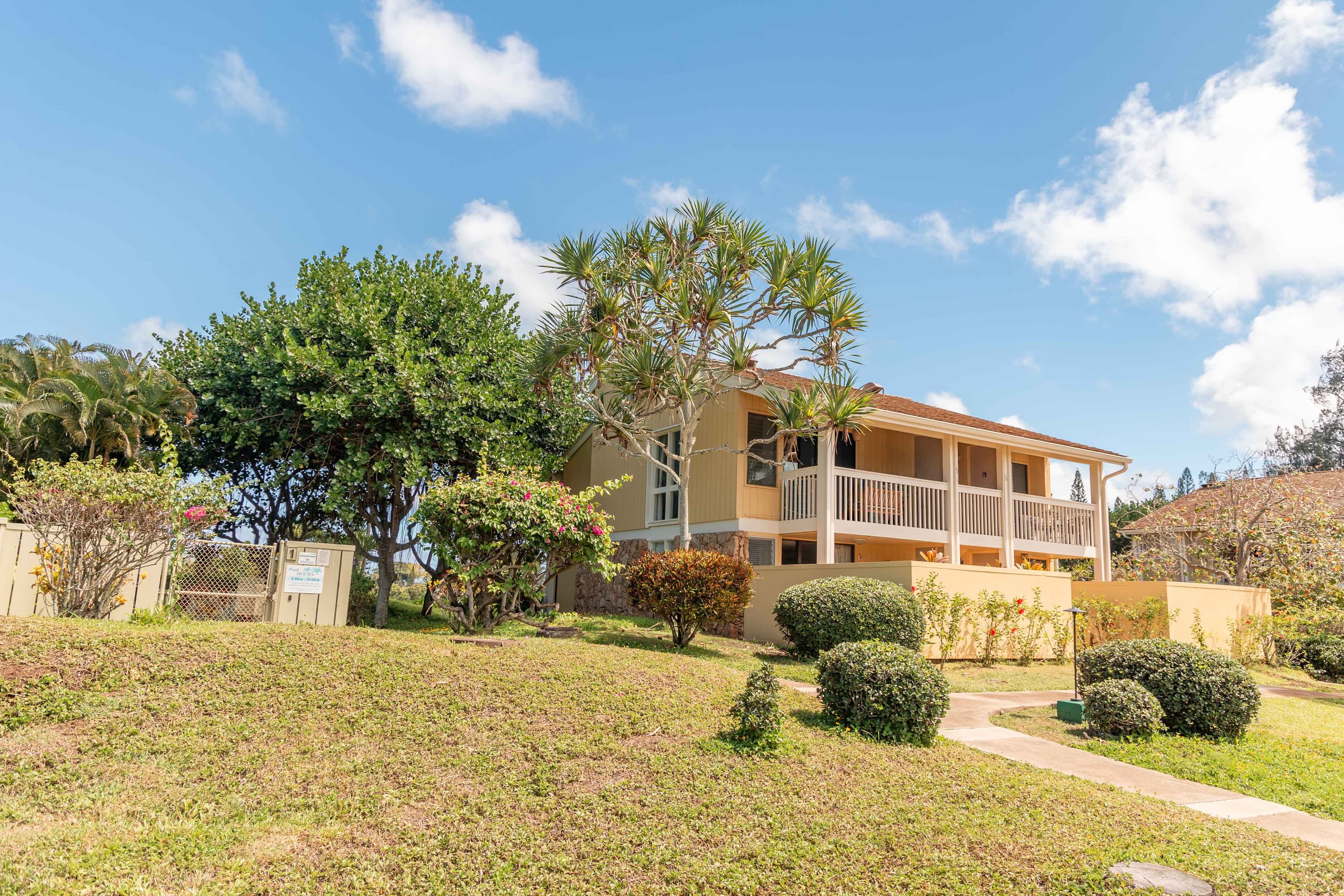 Condo in Kahuku · ★4.92 · 2 bedrooms · 2 beds · 1 shared bath - Image 59