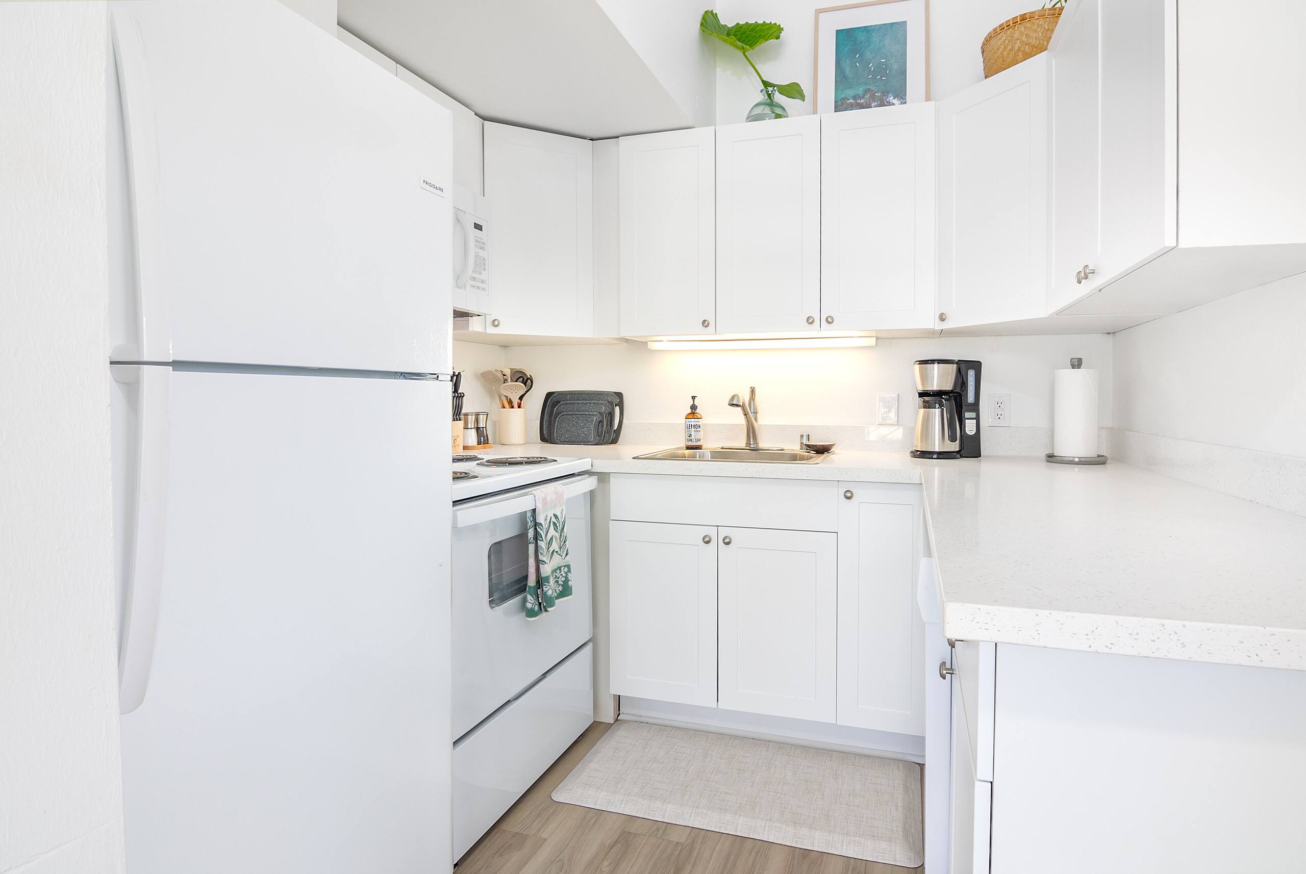Condo in Kahuku · ★4.92 · 2 bedrooms · 2 beds · 1 shared bath - Image 3