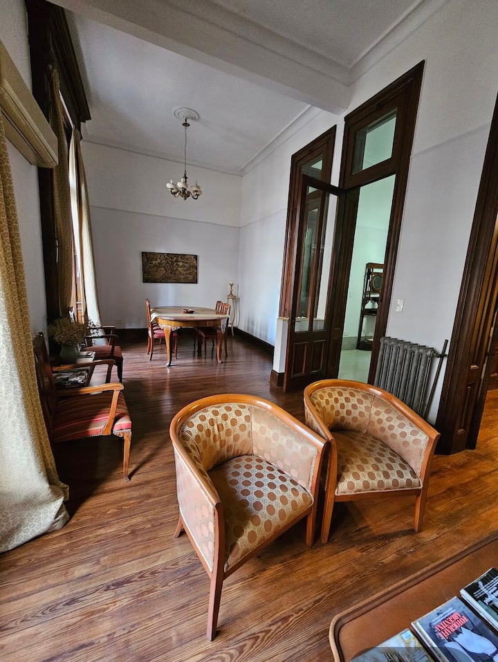 Квартира-полуэтаж с 2 спальнями в Balvanera