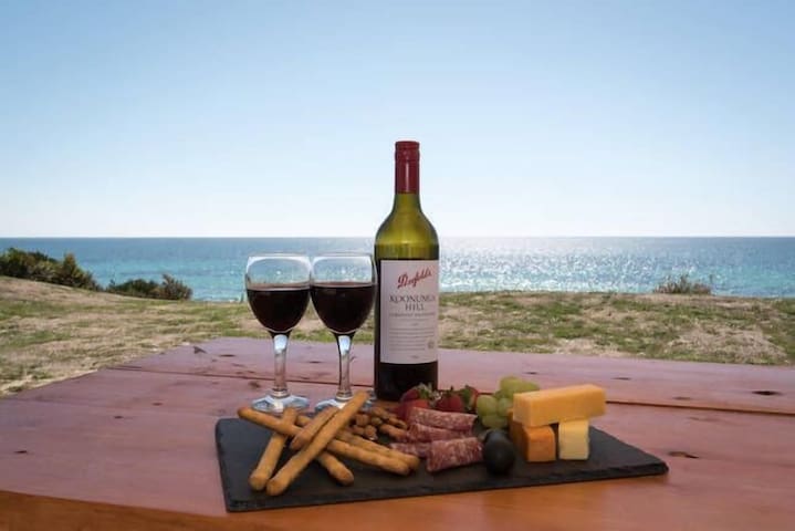 Wave crest Sisters Beach Absolute beach frontage.