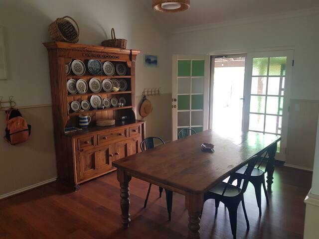 Dunsborough Weekender gallery image 4