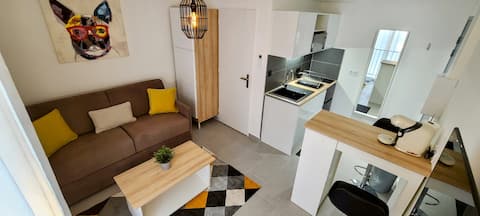 Limite Lyon - Gare Part-Dieu & Lyon Centre next door