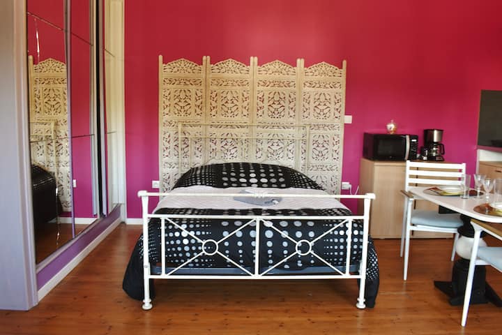 კომფორტული თეთრეული 140 სმ
 (2 ადამიანი)