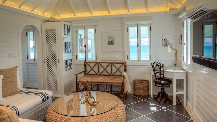 Charming 4 Bedroom Estate W/ Beach Access - Anguilla