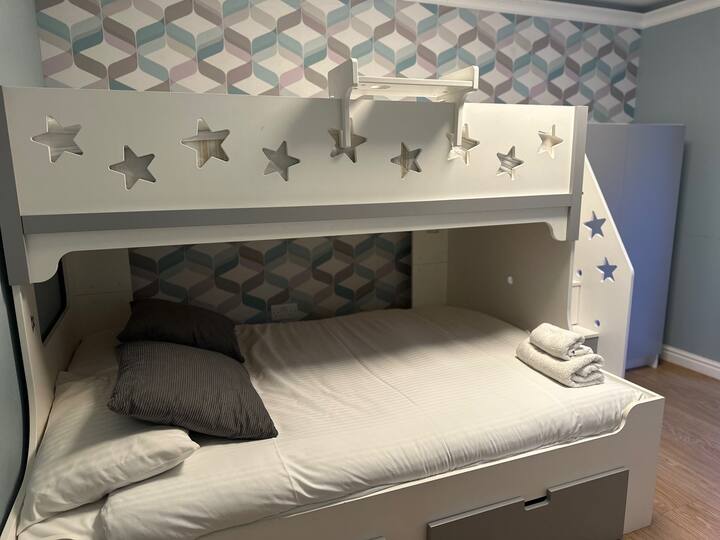 غرفة النوم 2