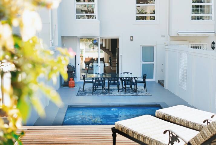Camps Bay Beach House- private pool, & inverter gallery image 2