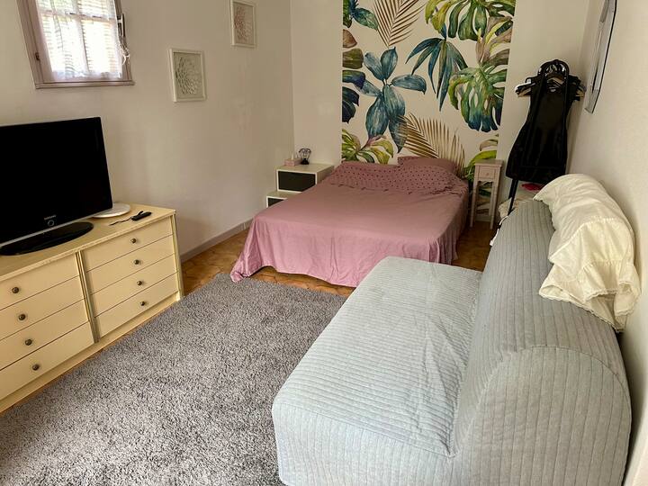La chambre.