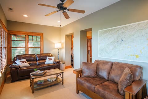Top performing Airbnb: Heaven on Haven in Foscoe