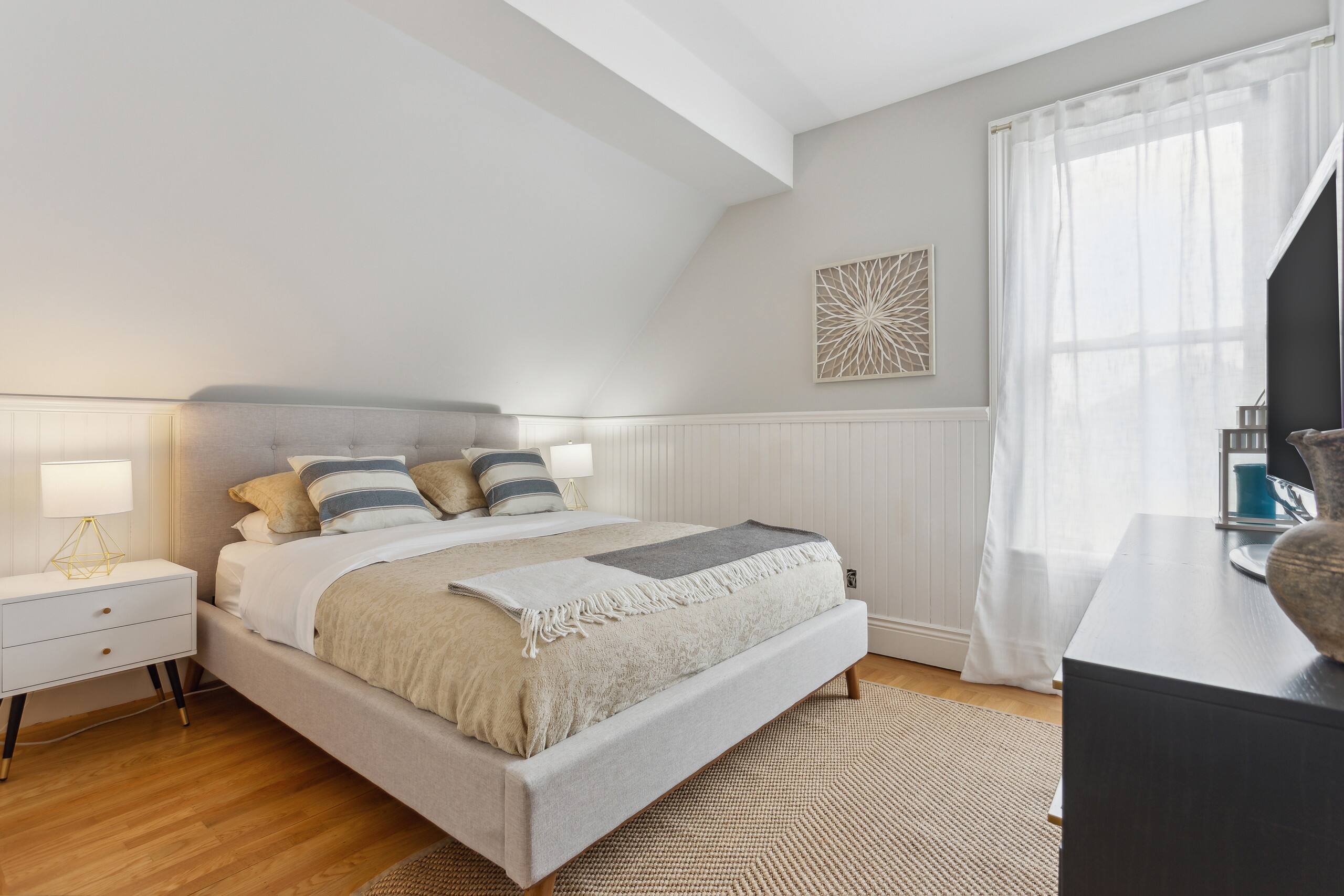Home in San Francisco · ★5.0 · 3 bedrooms · 3 beds · 3 baths - Image 24