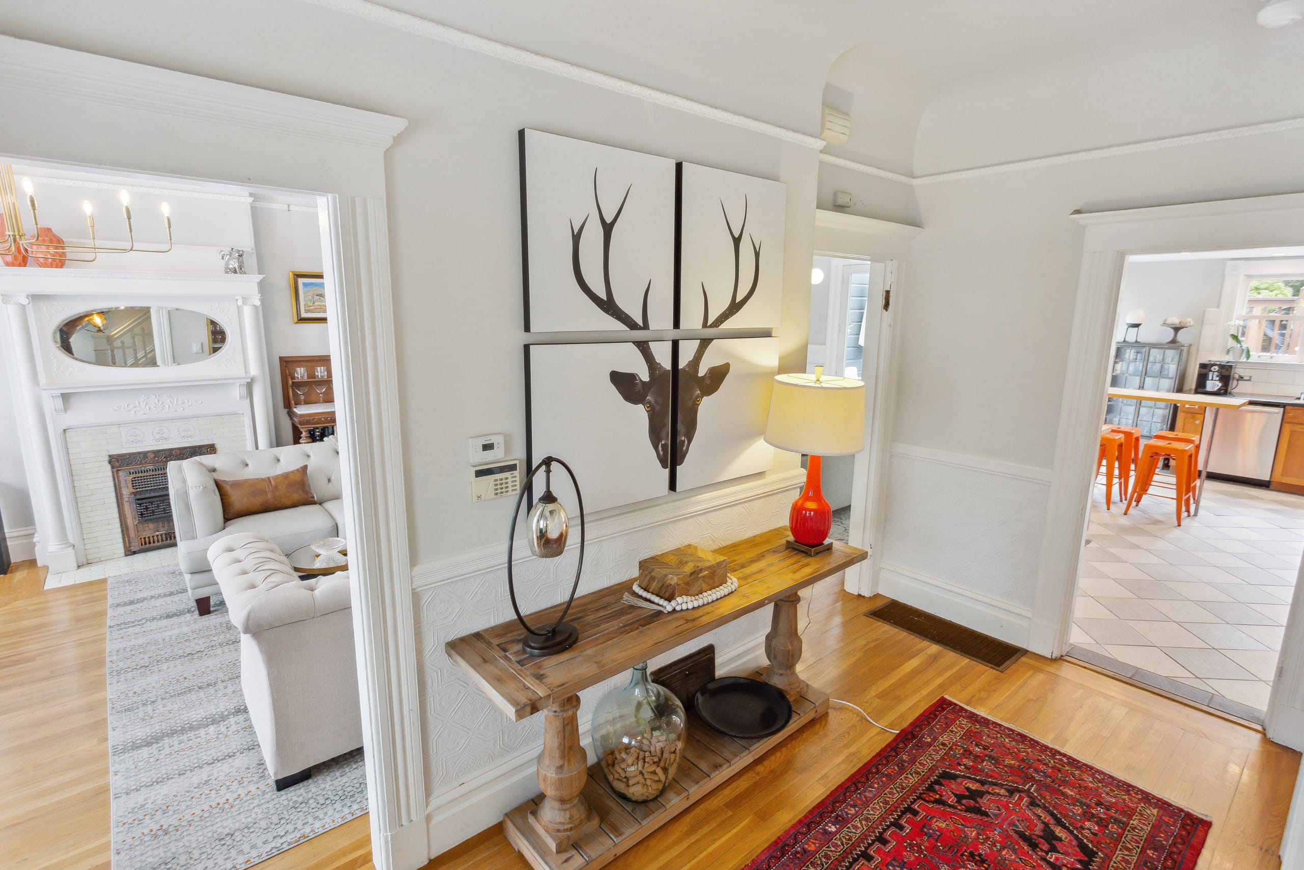 Home in San Francisco · ★5.0 · 3 bedrooms · 3 beds · 3 baths - Image 8