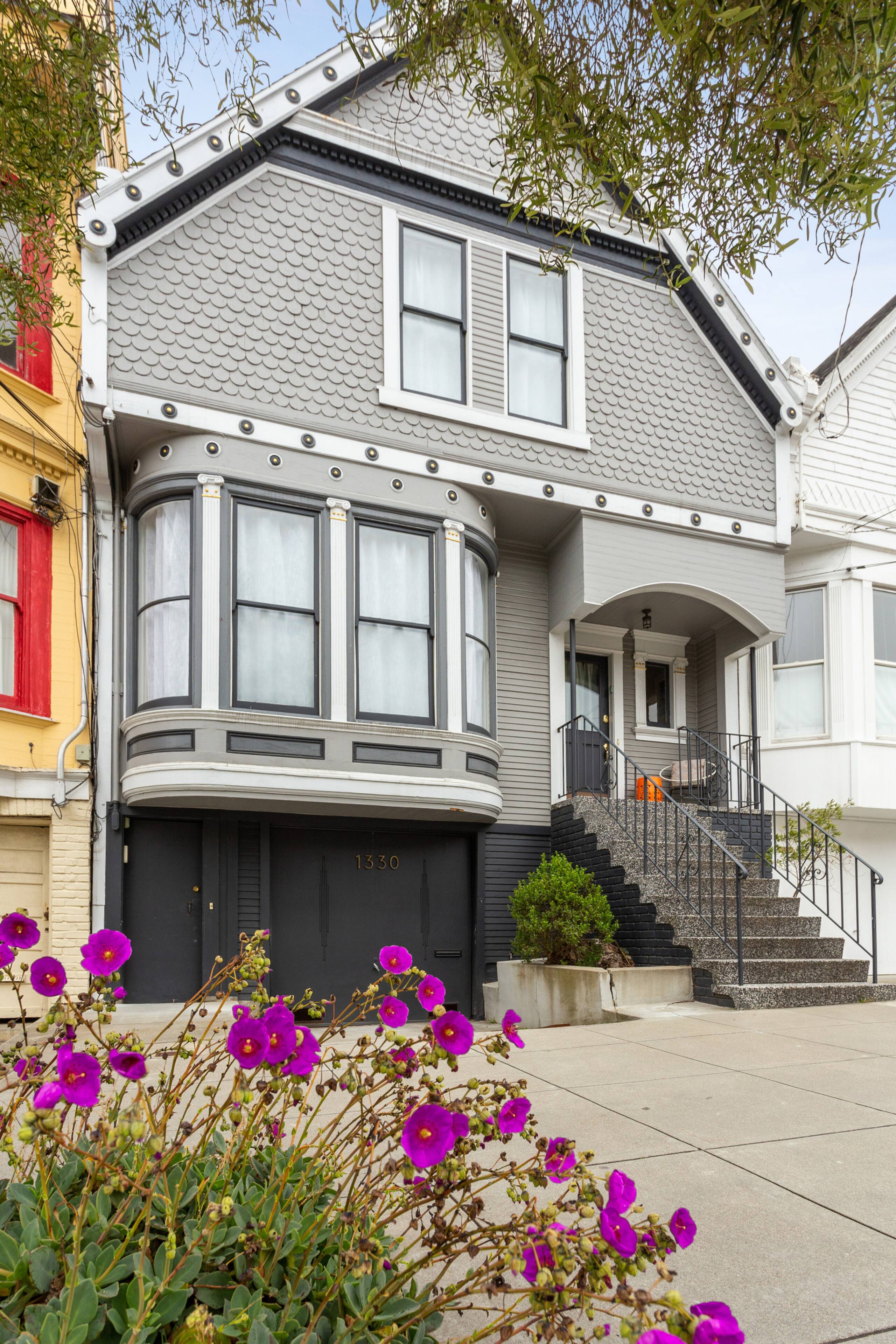 Home in San Francisco · ★5.0 · 3 bedrooms · 3 beds · 3 baths - Image 60