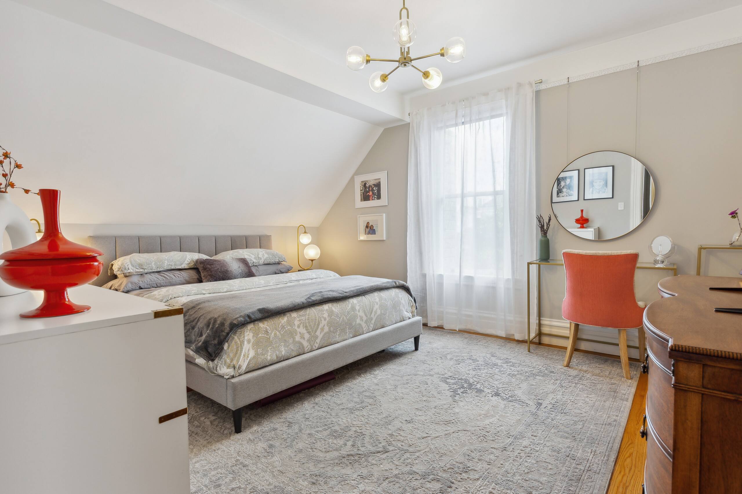 Home in San Francisco · ★5.0 · 3 bedrooms · 3 beds · 3 baths - Image 26