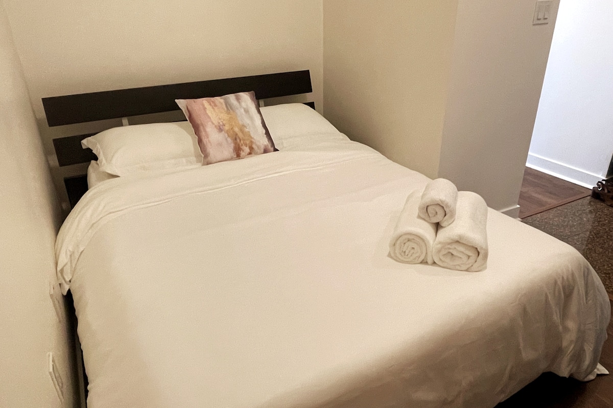 Дувло со втор кревет (брачен)