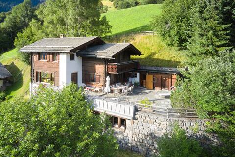 Amazing chalet with panoramic view
