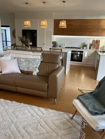 Gaagal Warruun gallery image 2