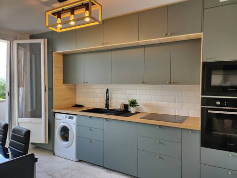 Spacious and Renovated Apartment