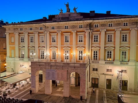 Popular Airbnb listing: Mira Verdi Apartment in Trieste