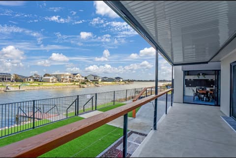 TheRiverbend43 Wellington Marina