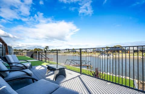 TheRiverbend43 Wellington Marina