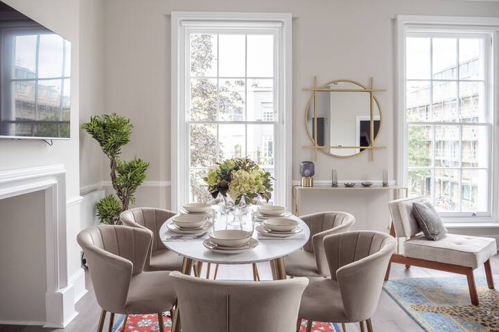 Spectacular flat located in prime Notting Hill gallery image 3