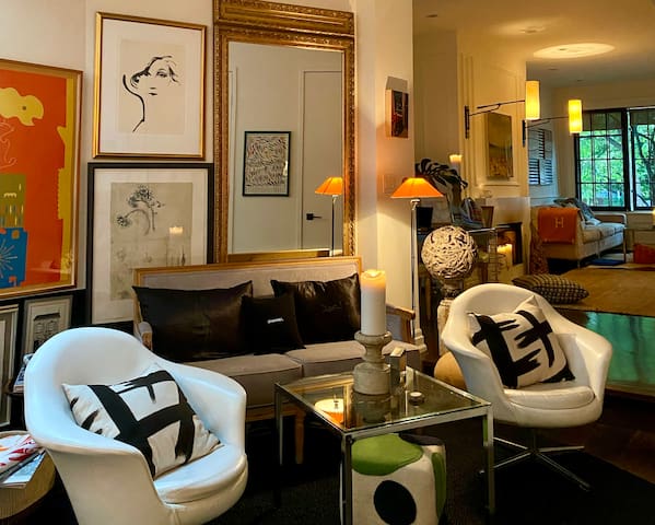 Charming Yorkville Townhouse