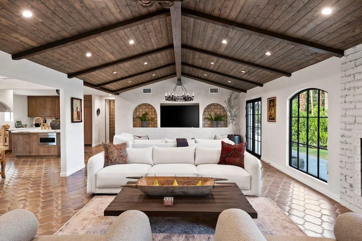 Pool - Jacuzzi - Fire pit - Downtown palm spring - Houses for Rent