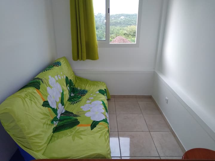 起居室：沙发床